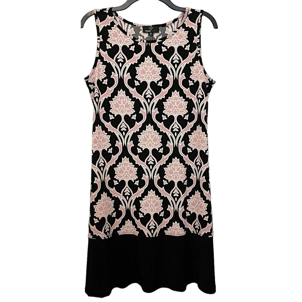{Ronni Nicole} Damask Patterned Mini Shift Dress in Pink & Black
